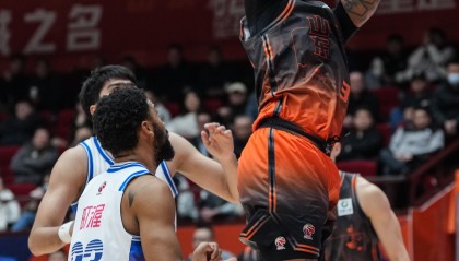 江南体育官网-太狠了！山东男篮围绕NBA总决赛门线救险广东宏远临场应变备战NBA总决赛，窗口期波尔图主帅复盘的简单介绍